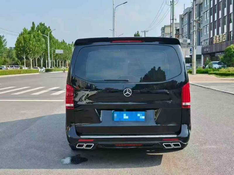 洛阳20年奔驰威霆9