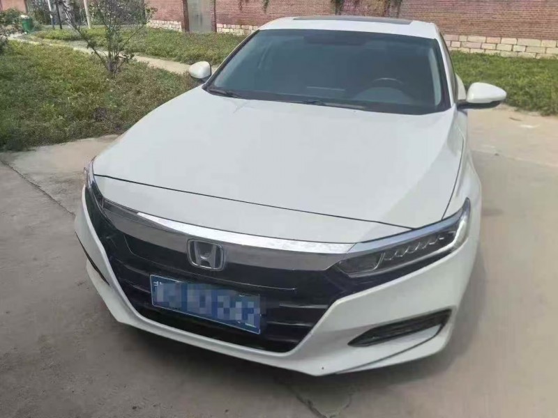 秦皇岛21年本田雅阁1