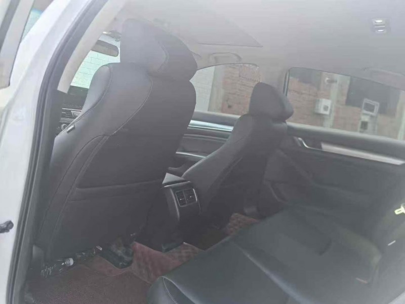 秦皇岛21年本田雅阁5