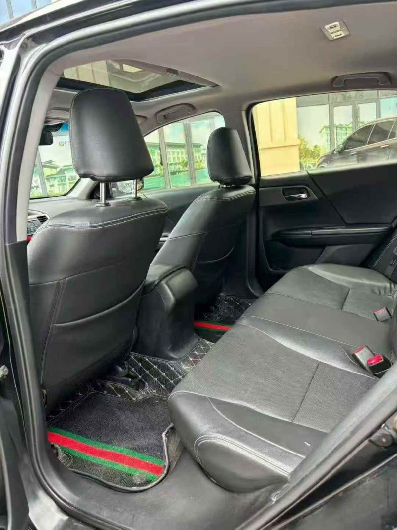 秦皇岛15年本田雅阁6