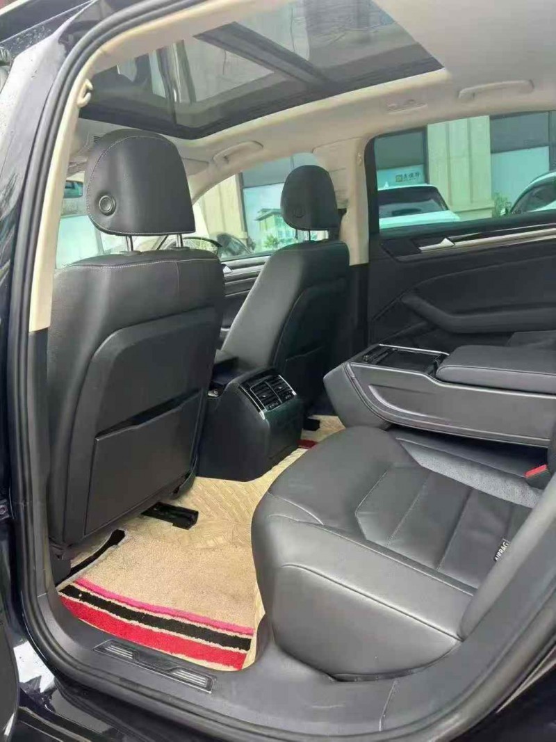 承德21年大众辉昂6