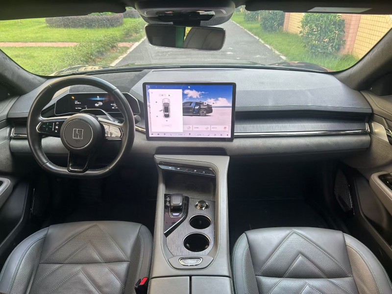 东莞23年极氪汽车0015