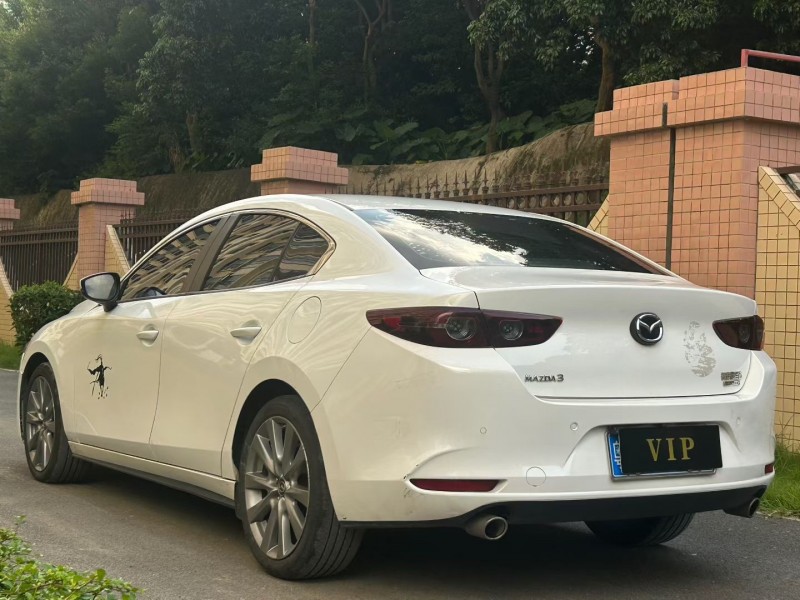 东莞21年马自达昂克赛拉8