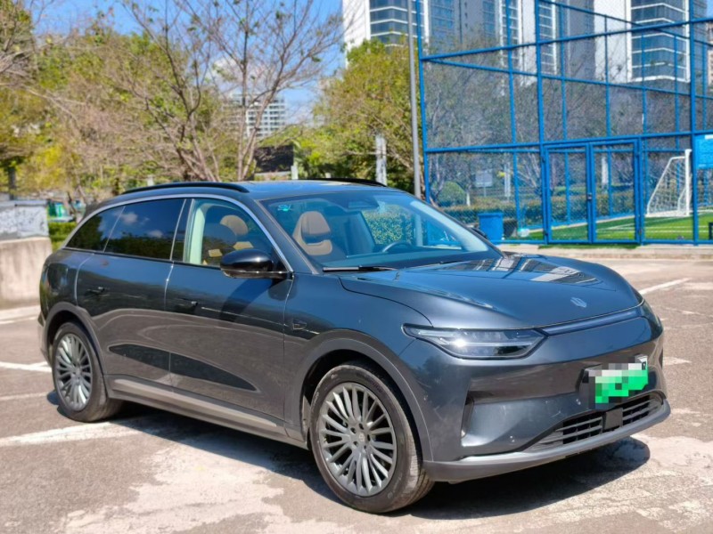 嘉兴24年零跑汽车C112