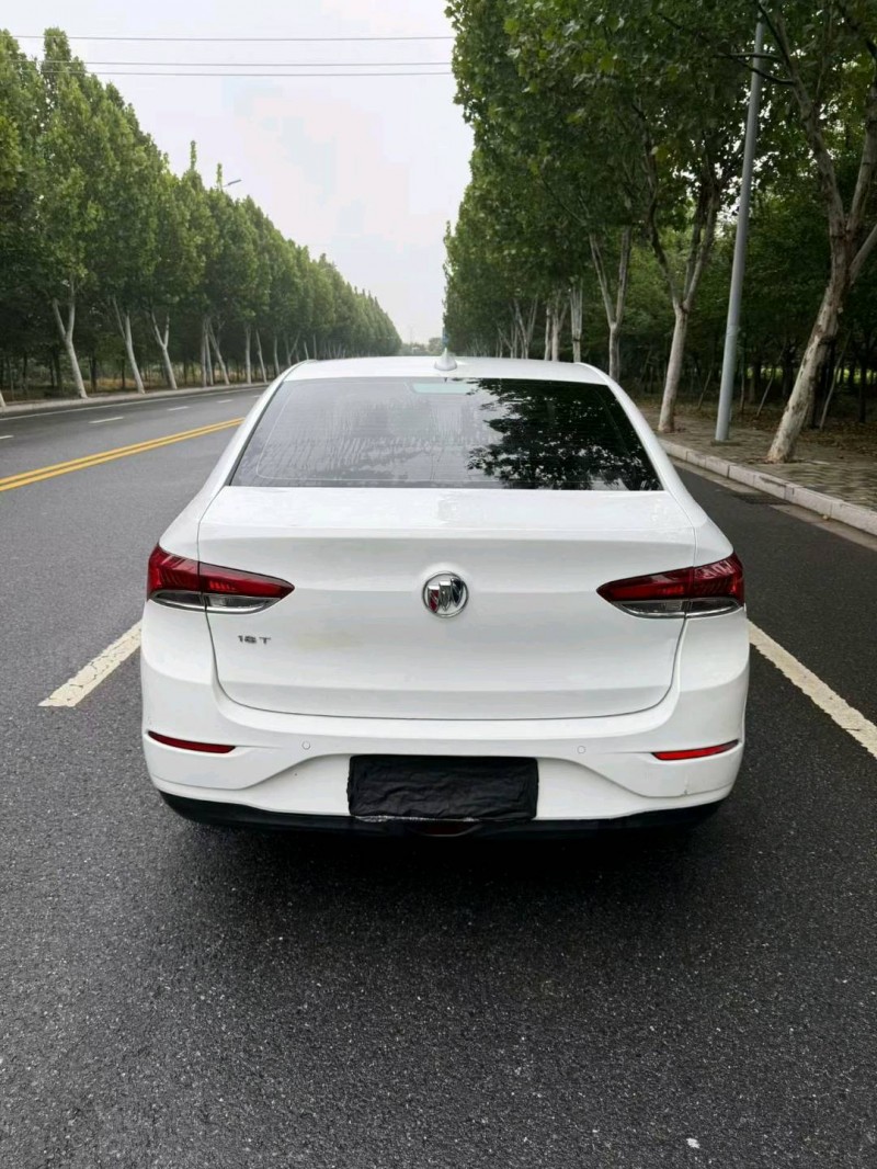 无锡20年别克英朗7