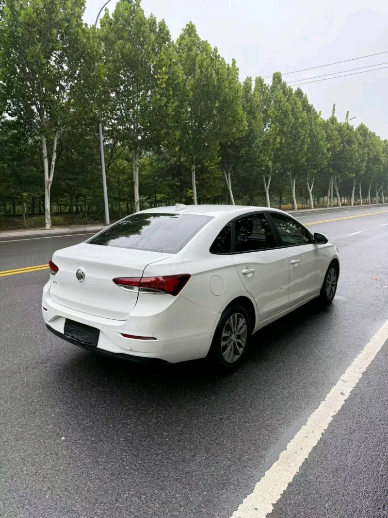 无锡20年别克英朗8