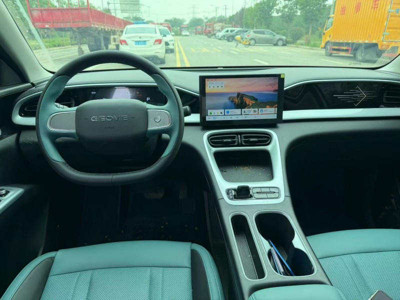 西安25年吉利银河4