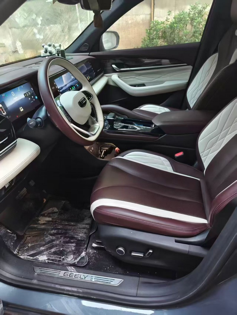 西安22年吉利星越4