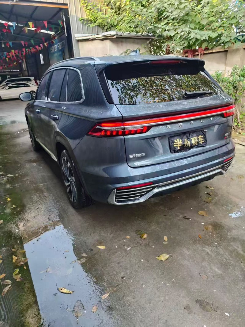 西安22年吉利星越8