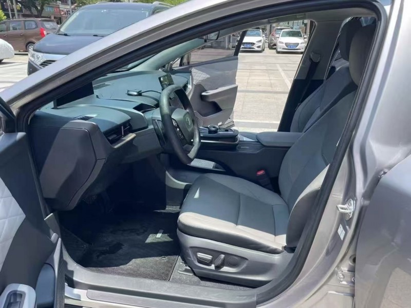 徐州24年丰田BZ3Pro5