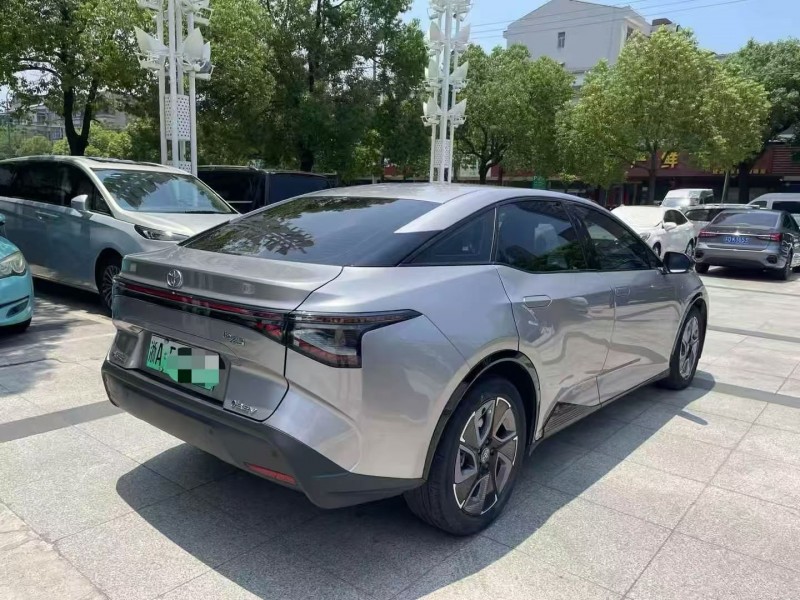 徐州24年丰田BZ3Pro8