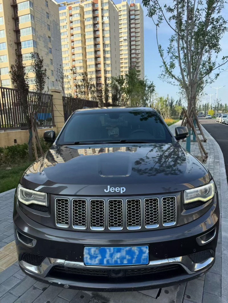 邢台14年Jeep大切诺基1