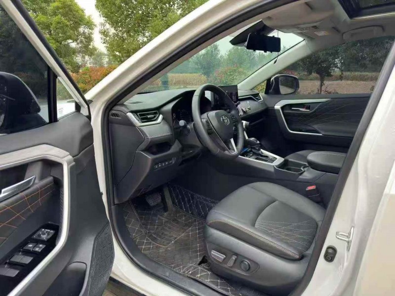 徐州24年丰田RAV4荣放4