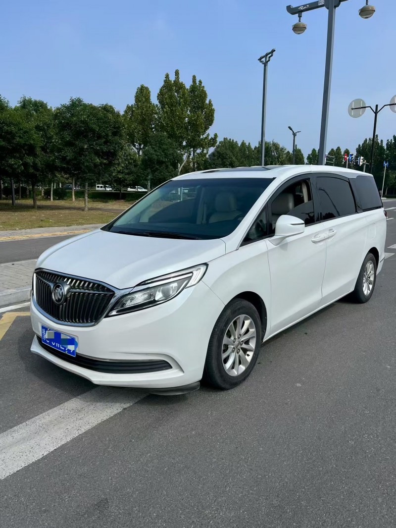 洛阳17年别克GL82