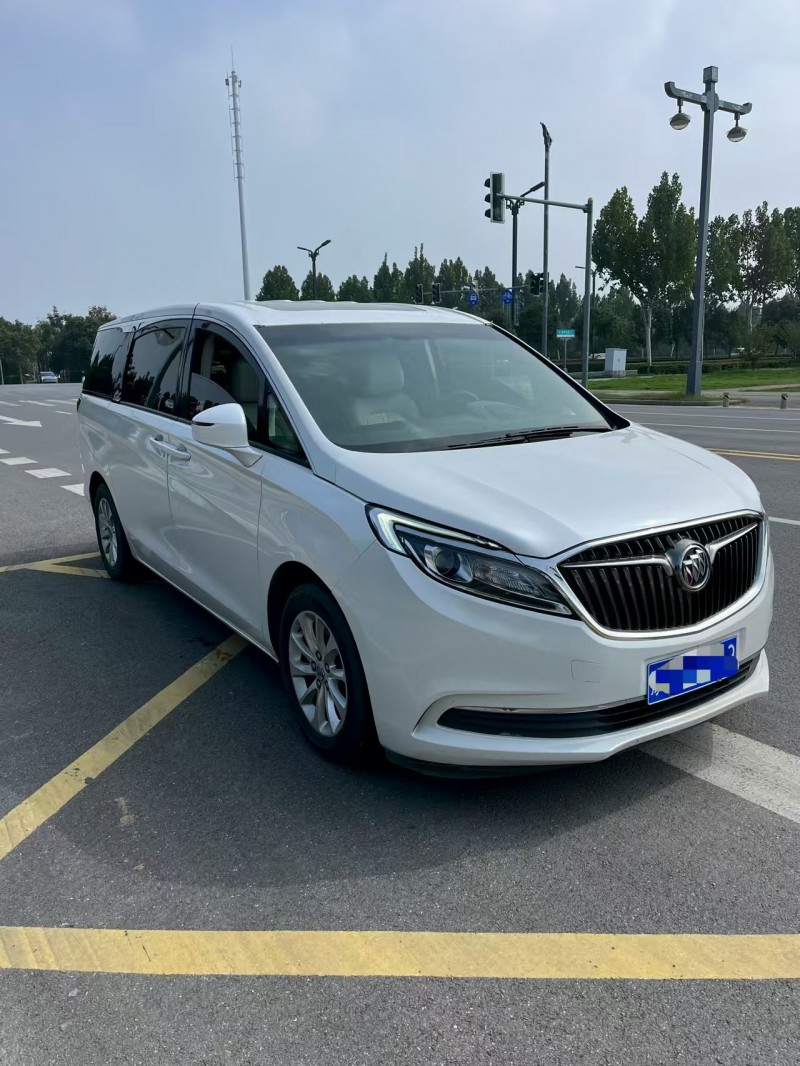 洛阳17年别克GL83