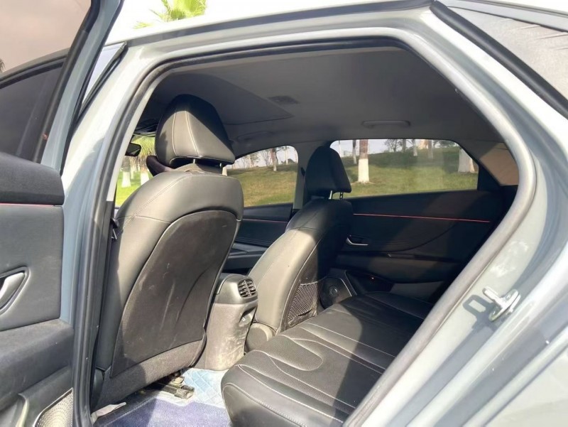 厦门23年现代伊兰特6