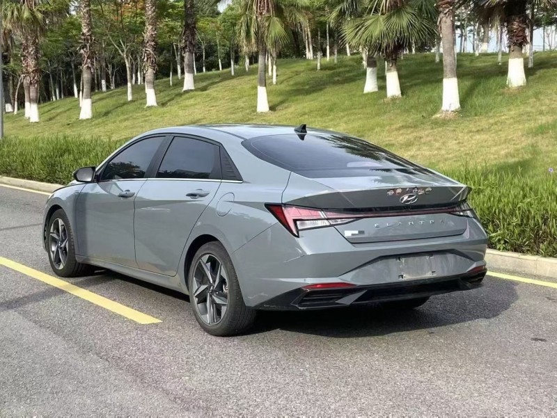 厦门23年现代伊兰特7