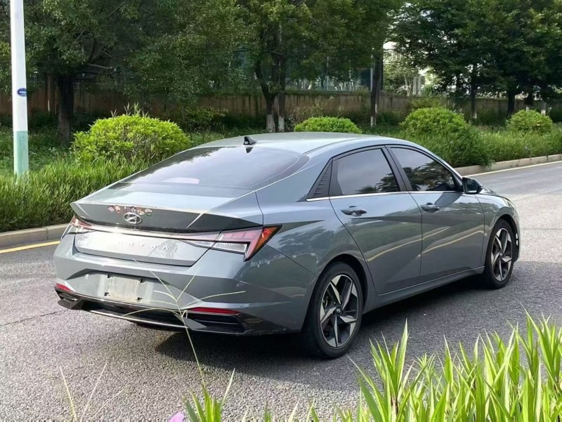 厦门23年现代伊兰特8