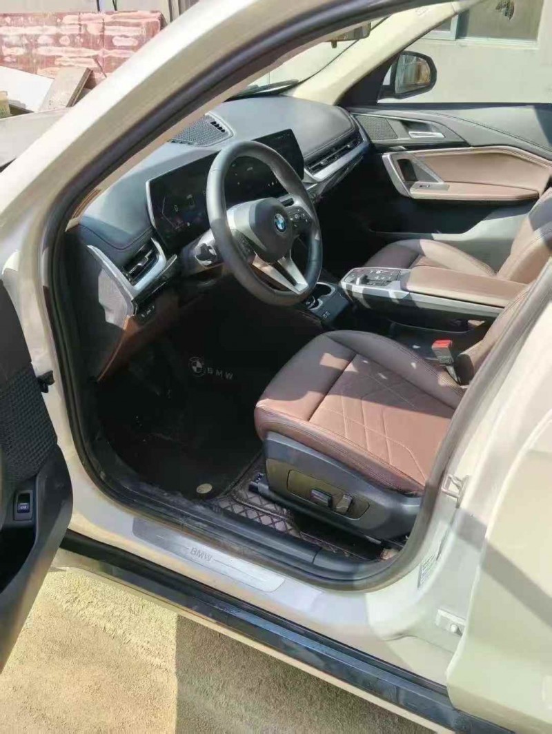 淄博23年宝马X16