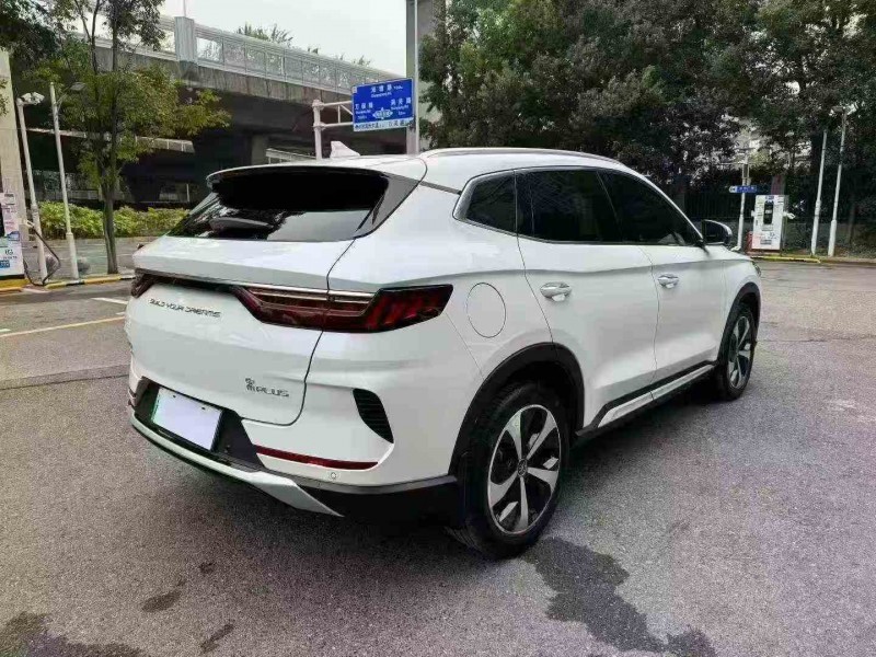 湘潭23年比亚迪宋8