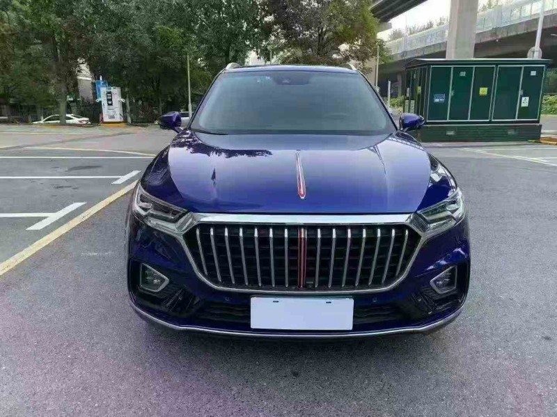 张家界19年红旗HS51