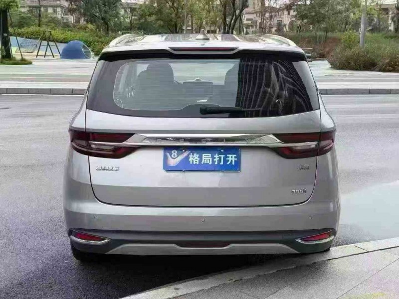 江门22年吉利嘉际9