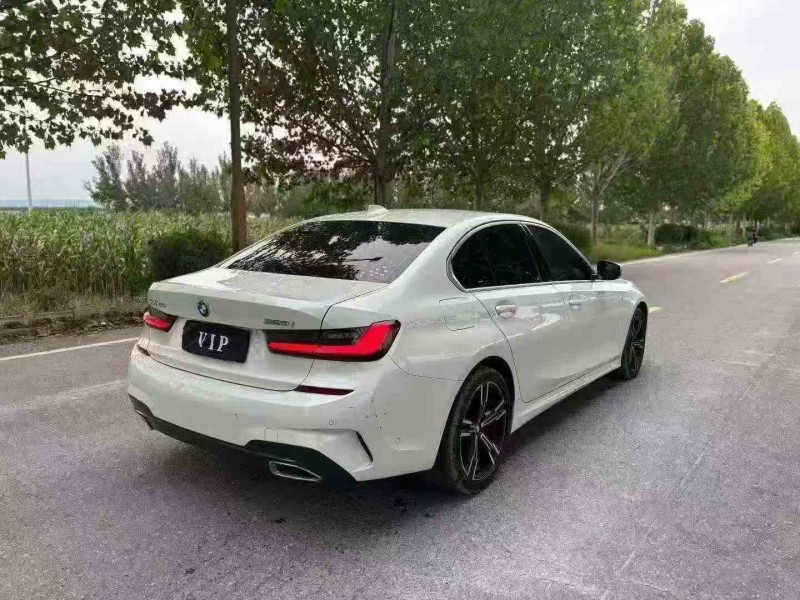 汉中21年宝马3系6