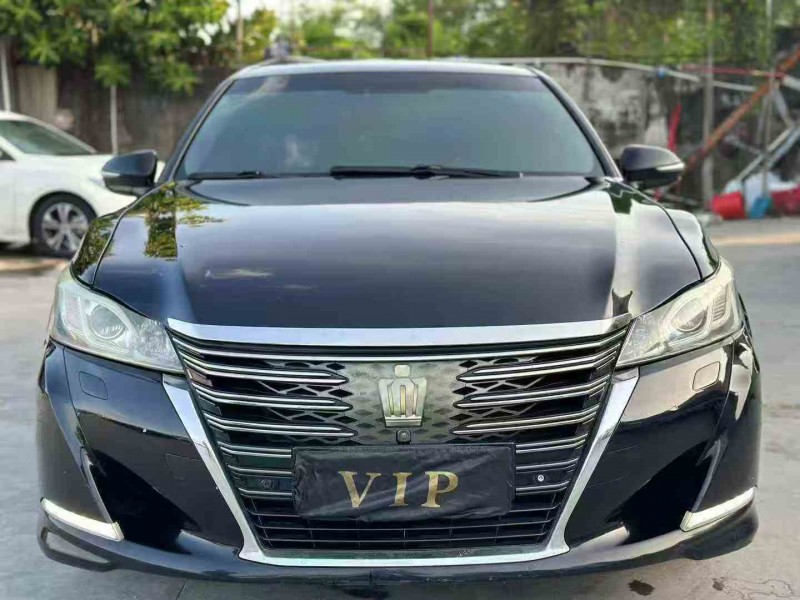 江门18年丰田皇冠1