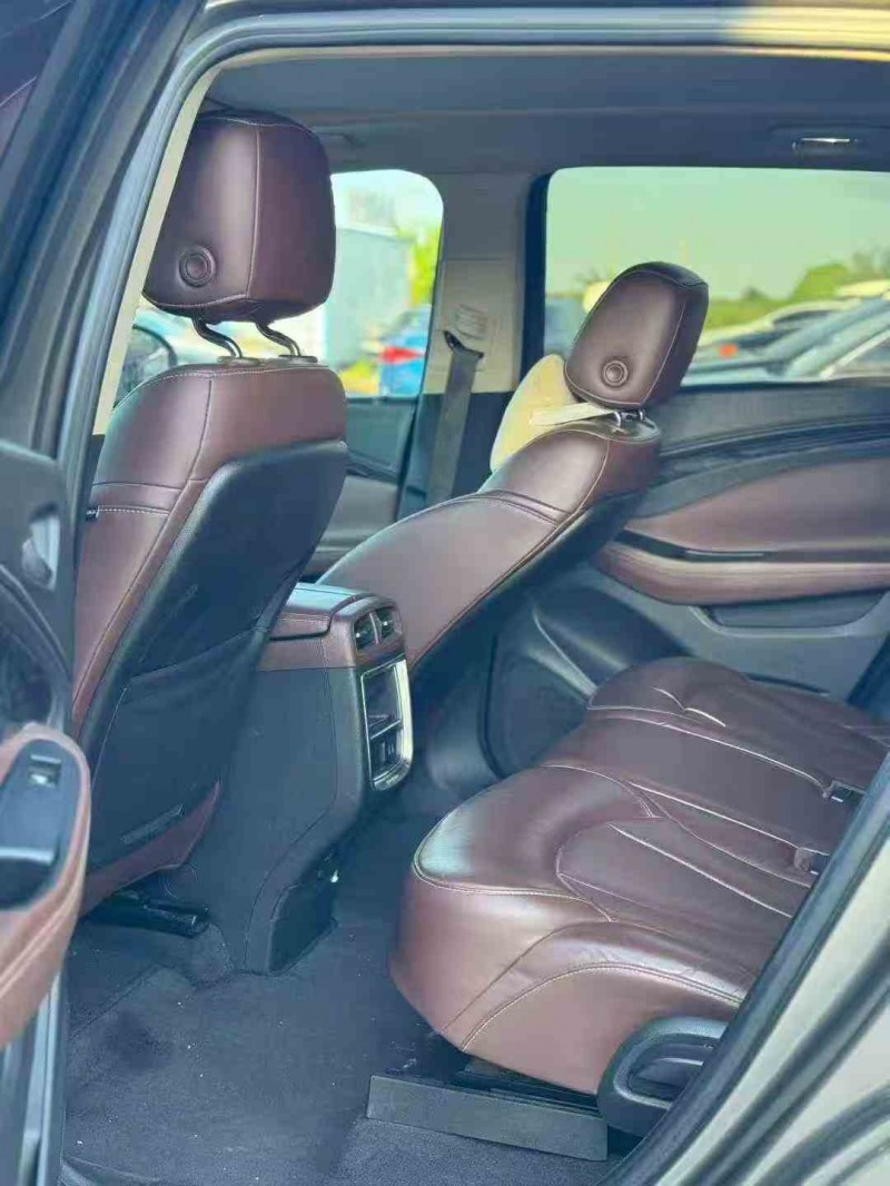 韶关16年别克昂科威5