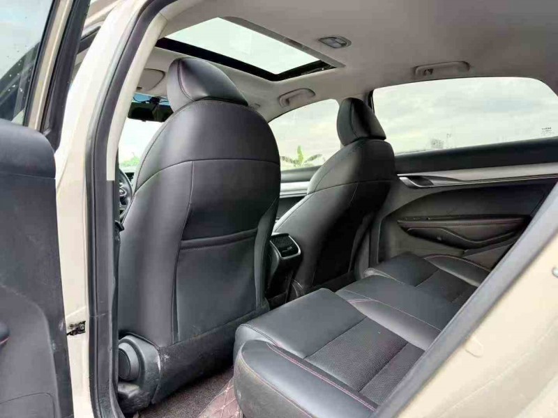 佛山20年吉利缤瑞6