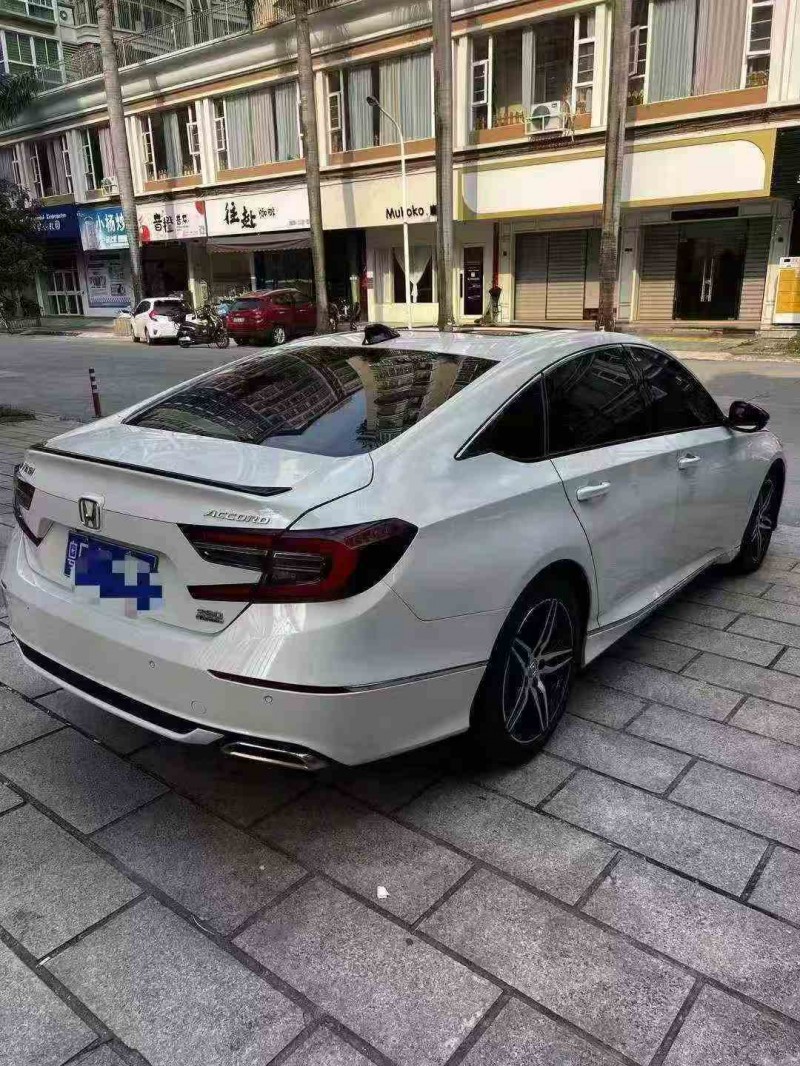 湛江22年本田雅阁7
