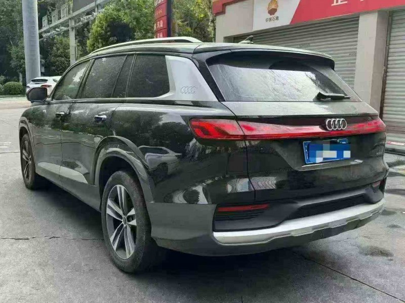 重庆21年奥迪Q66