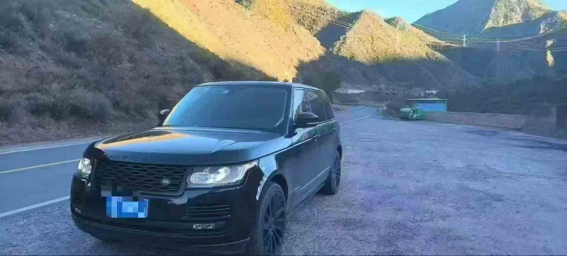 重庆16年路虎揽胜行政1