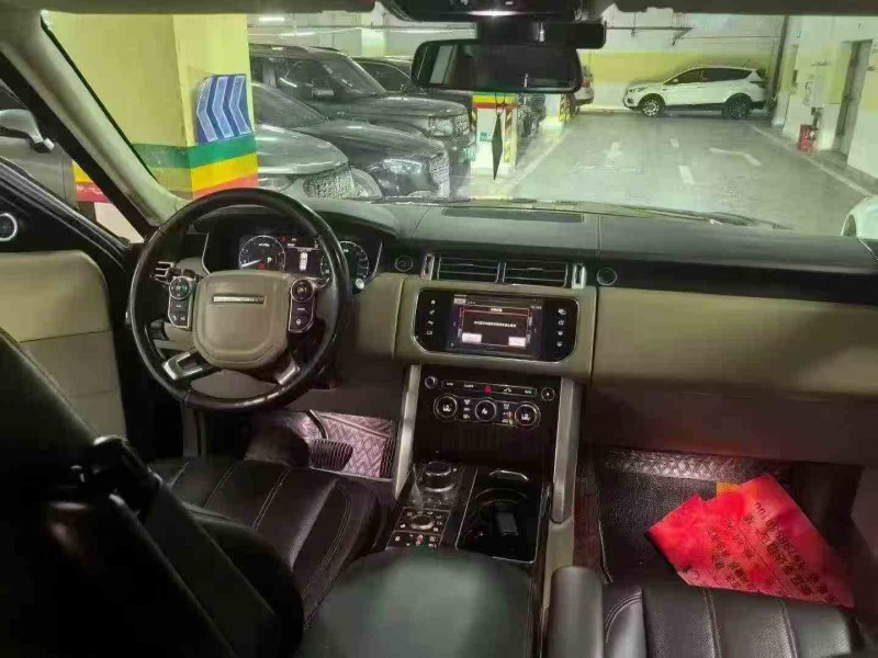 重庆16年路虎揽胜行政3