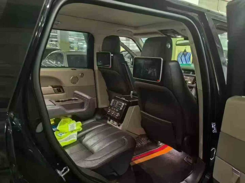 重庆16年路虎揽胜行政4