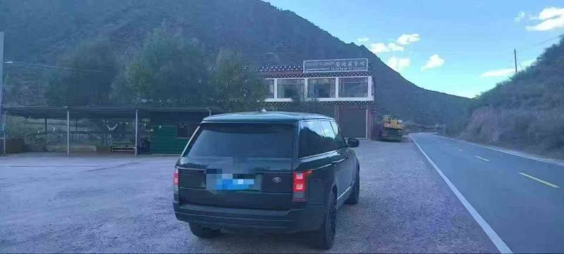 重庆16年路虎揽胜行政7