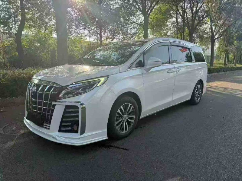 邵阳18年别克GL82