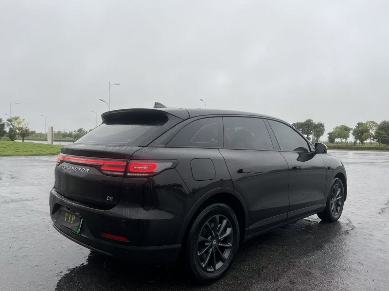 盐城24年零跑汽车C118