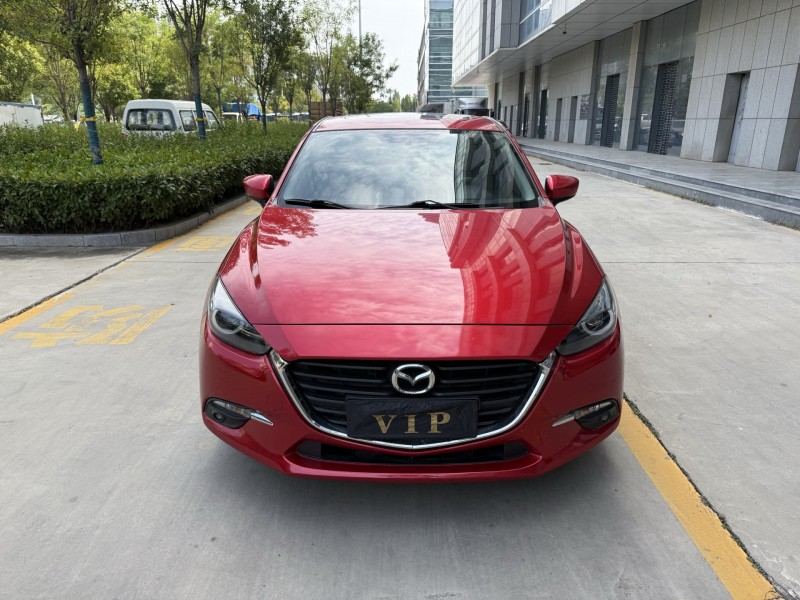 济宁20年马自达昂克赛拉1