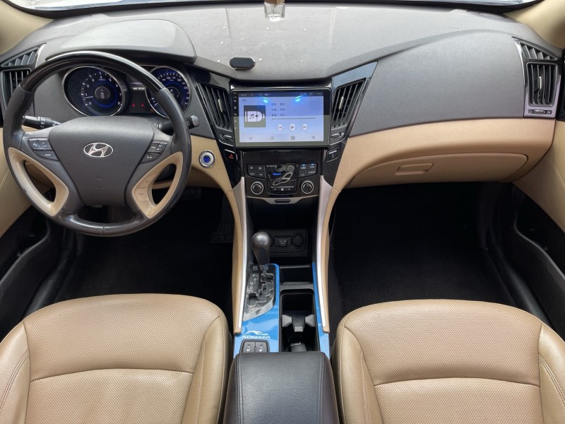 济宁15年现代索纳塔4