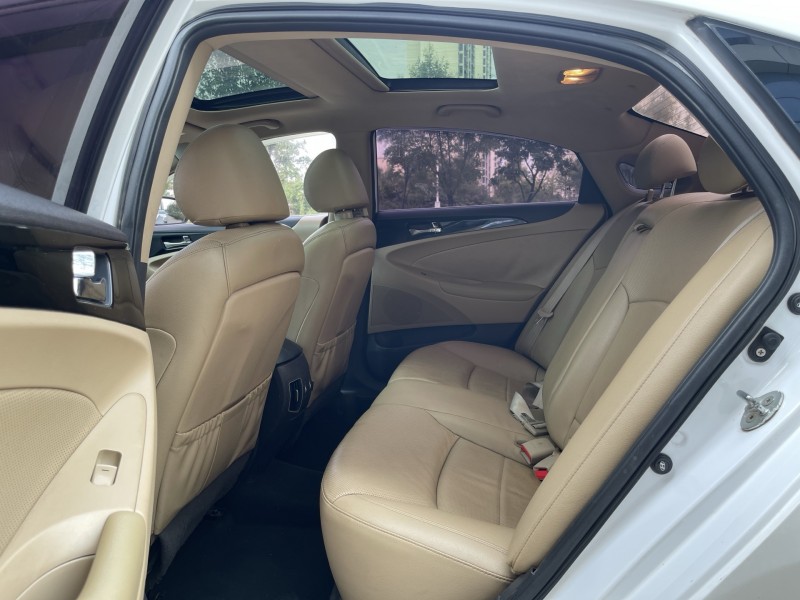 济宁15年现代索纳塔6