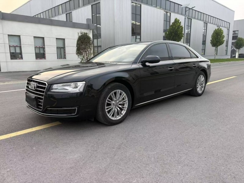 徐州16年奥迪A8L3