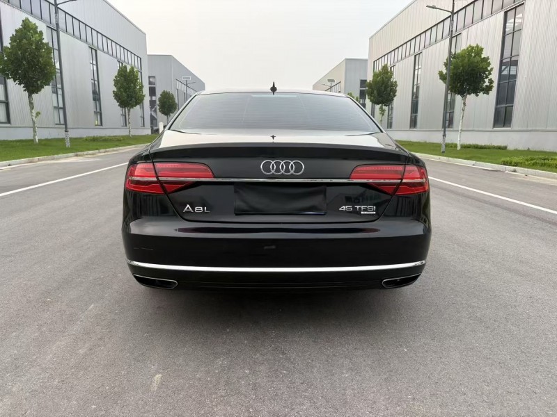 徐州16年奥迪A8L9