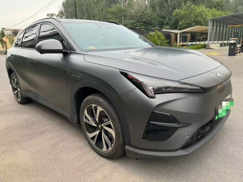 淄博24年极狐汽车阿尔法3