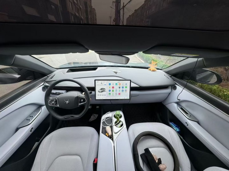 淄博24年极狐汽车阿尔法5