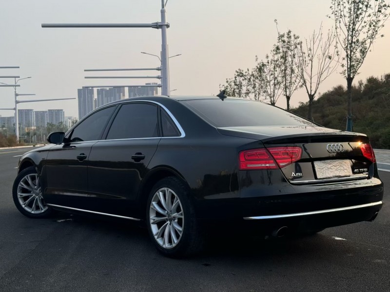 石家庄15年奥迪A8L6