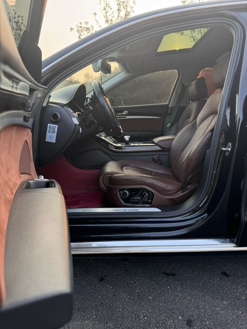 石家庄15年奥迪A8L7