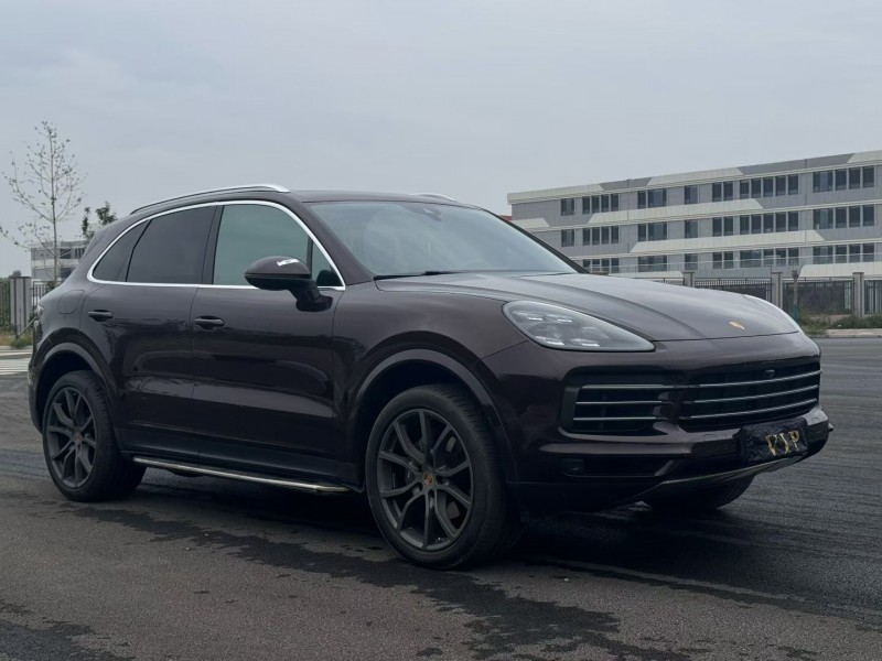 石家庄21年保时捷卡宴2