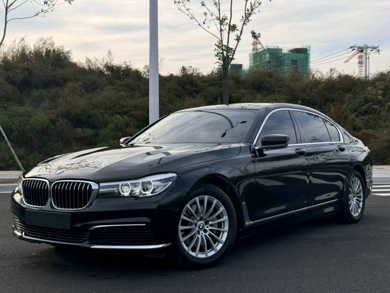 石家庄18年宝马7系3