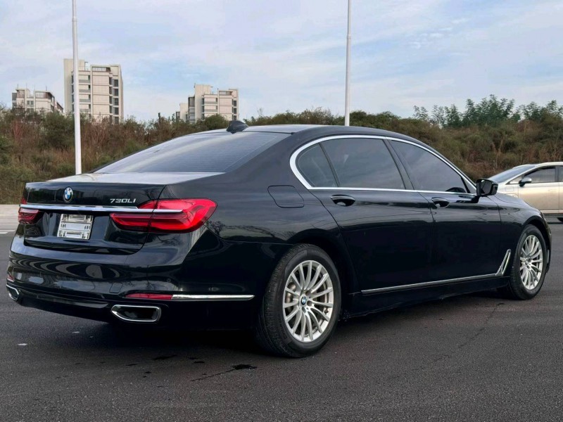 石家庄18年宝马7系4